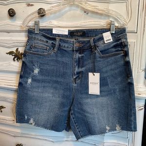 Judy Blue high rise straight edge shorts.